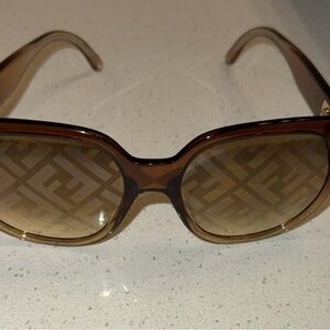 AUTHENTIC* Fendi Brown Sunglasses